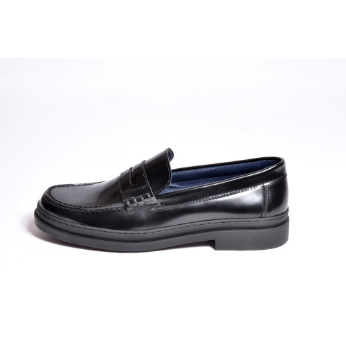 Zapato mocasin brillo negro